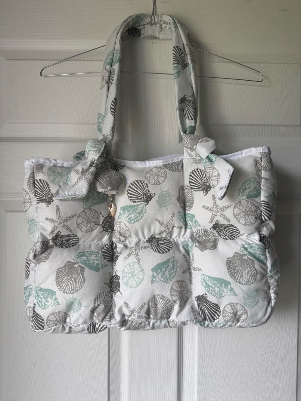 Handmade Seashell Pattern Quilted Tote Bag New
